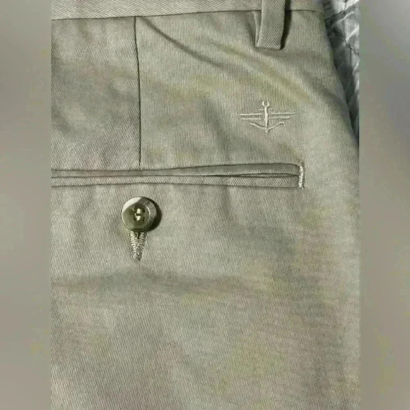 Dockers Men’s Dress Pants 32 by 30 Cream - Picture 4 of 5